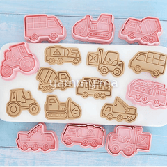 SET. 8 Emporte-piéces Camions