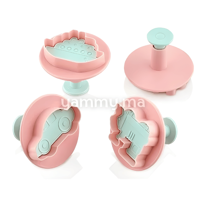 SET. 4 Emporte-pièces Vehicules Bateau Voiture Train Avion