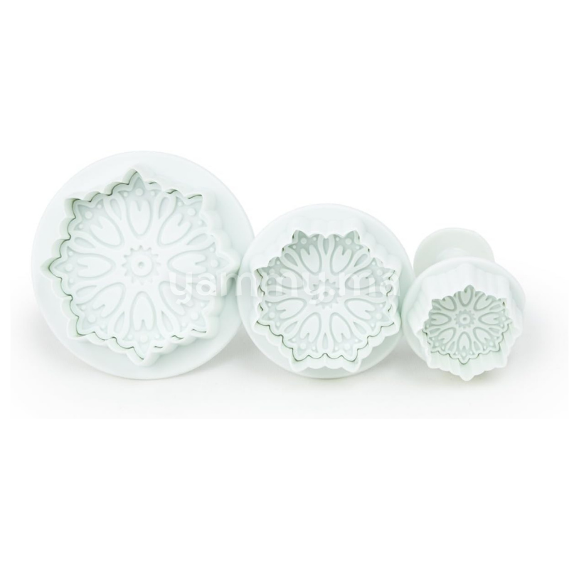 SET. 3 Emporte-pièces Fleurs Elégantes