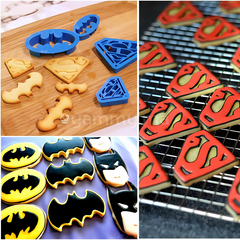 SET. 4 Emporte-pièces Super Héros Batman et Superman