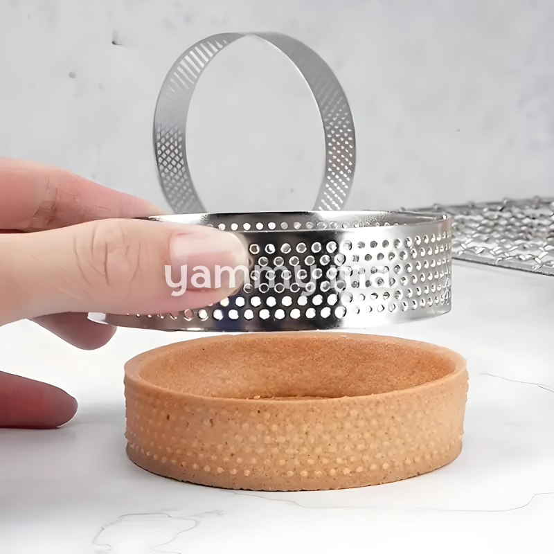 Cercle à Tarte Perforé Inox 8cm x h 2cm