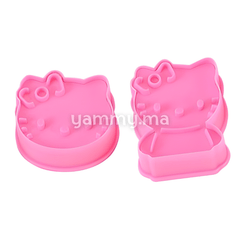 SET. 2 Emporte-pièces Hello Kitty
