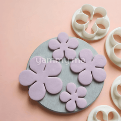 SET. 4 Emporte-pièces Fleur Rose