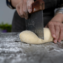 Grattoir Coupe-Pâte en Inox avec Manche en Bois 15 cm