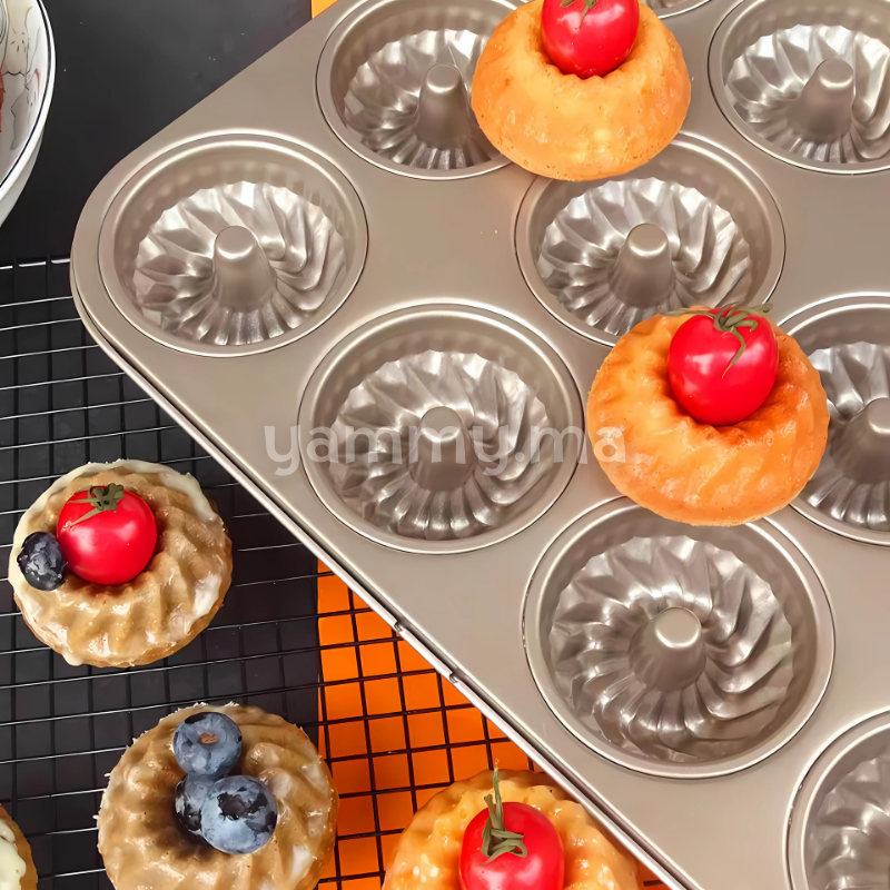 Moule à 24 Mini Muffins Kuglof Ø 5.3 cm Doré Anti-adhésif