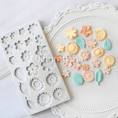 Moule Silicone 4 Feuilles et 16 Fleurs