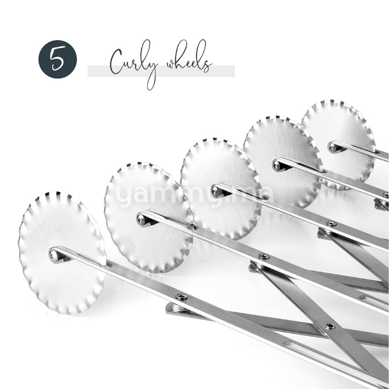 Rouleau et Bicyclette Multicoupe Cannelée 5 Roulettes en Inox - Lacor 68247