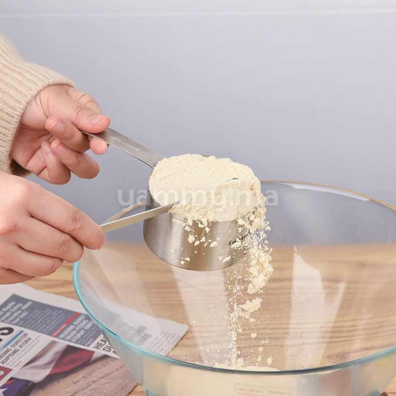 SET. 4 Casseroles à Mesurer en Inox
