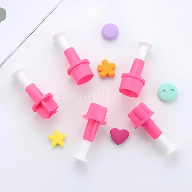 SET. 5 Mini Emporte-pièces avec Poussoir – Étoile, Bouton, Fleur, Cœur, Rond
